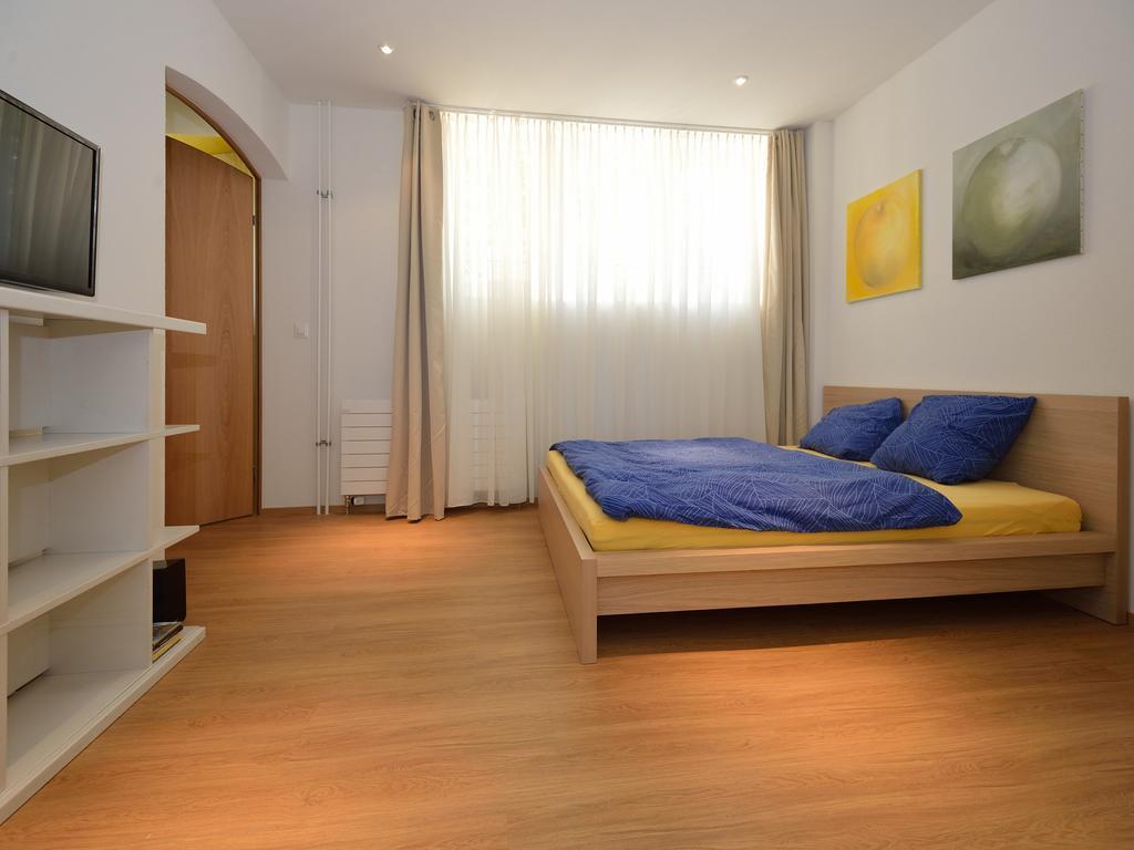 Garden Studio Apartment Zuerichberg Bilik gambar