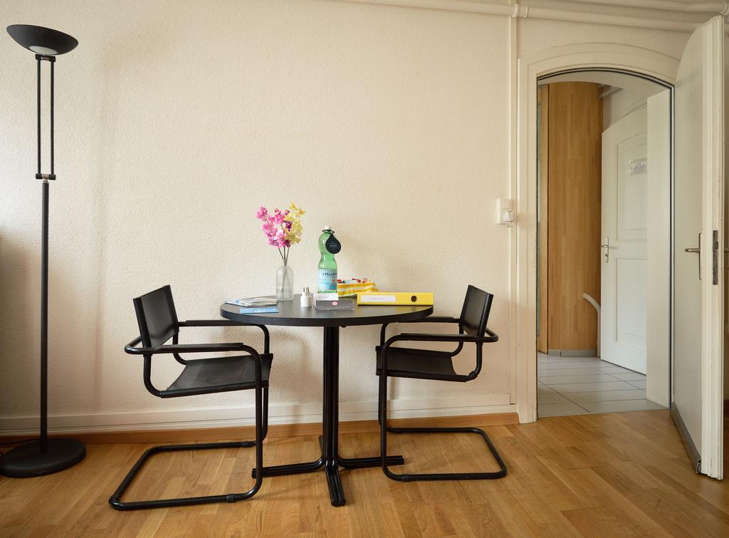 Garden Studio Apartment Zuerichberg Bilik gambar
