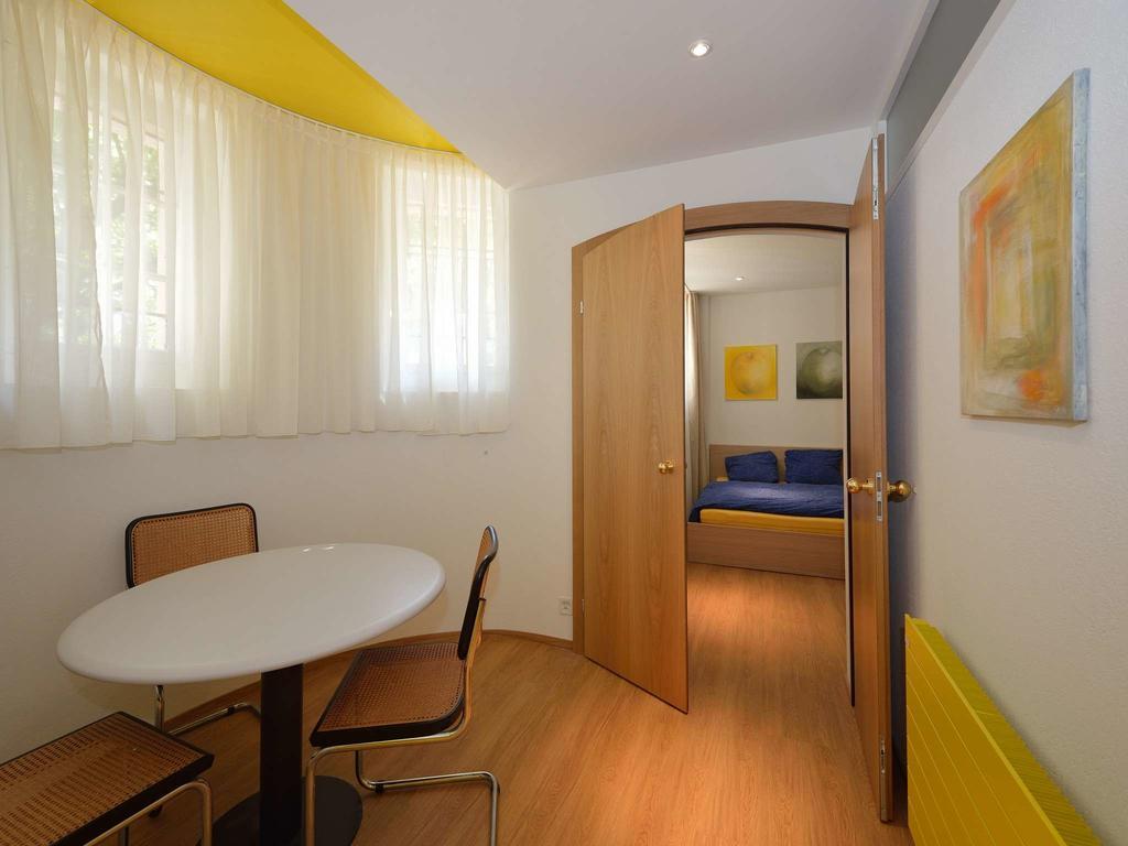 Garden Studio Apartment Zuerichberg Bilik gambar